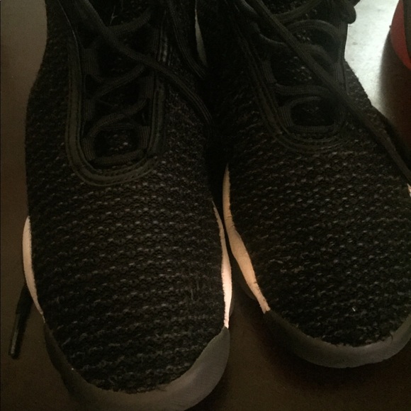 SOLD...Jordan’s Black & White - Picture 8 of 8